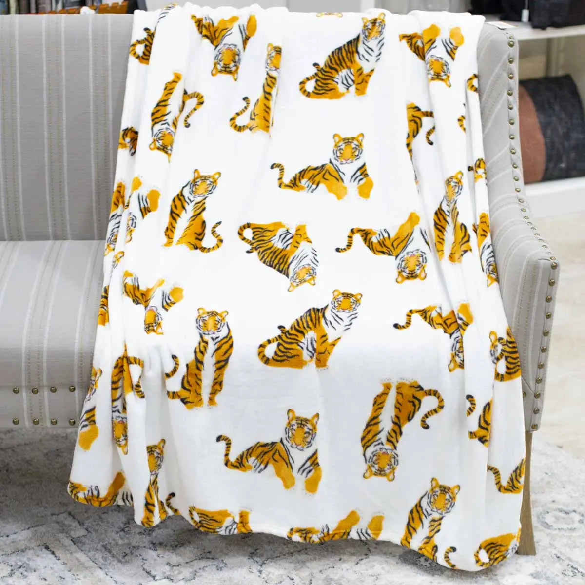 Bengal Throw White Orange Black