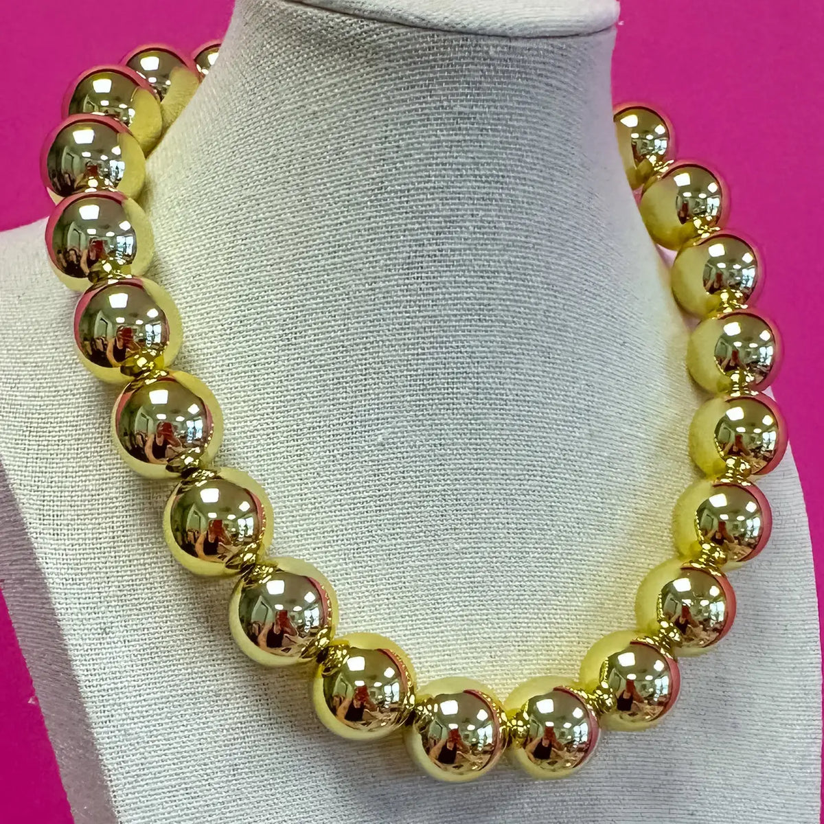Necklace Bead Statement