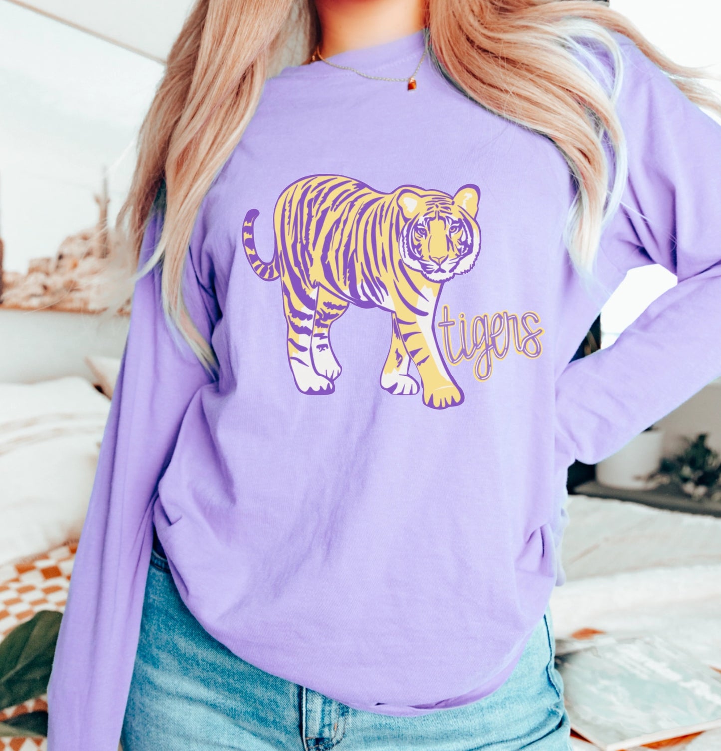 LSU Tigers Graphic Tiger Long-Sleeve T-Shirt