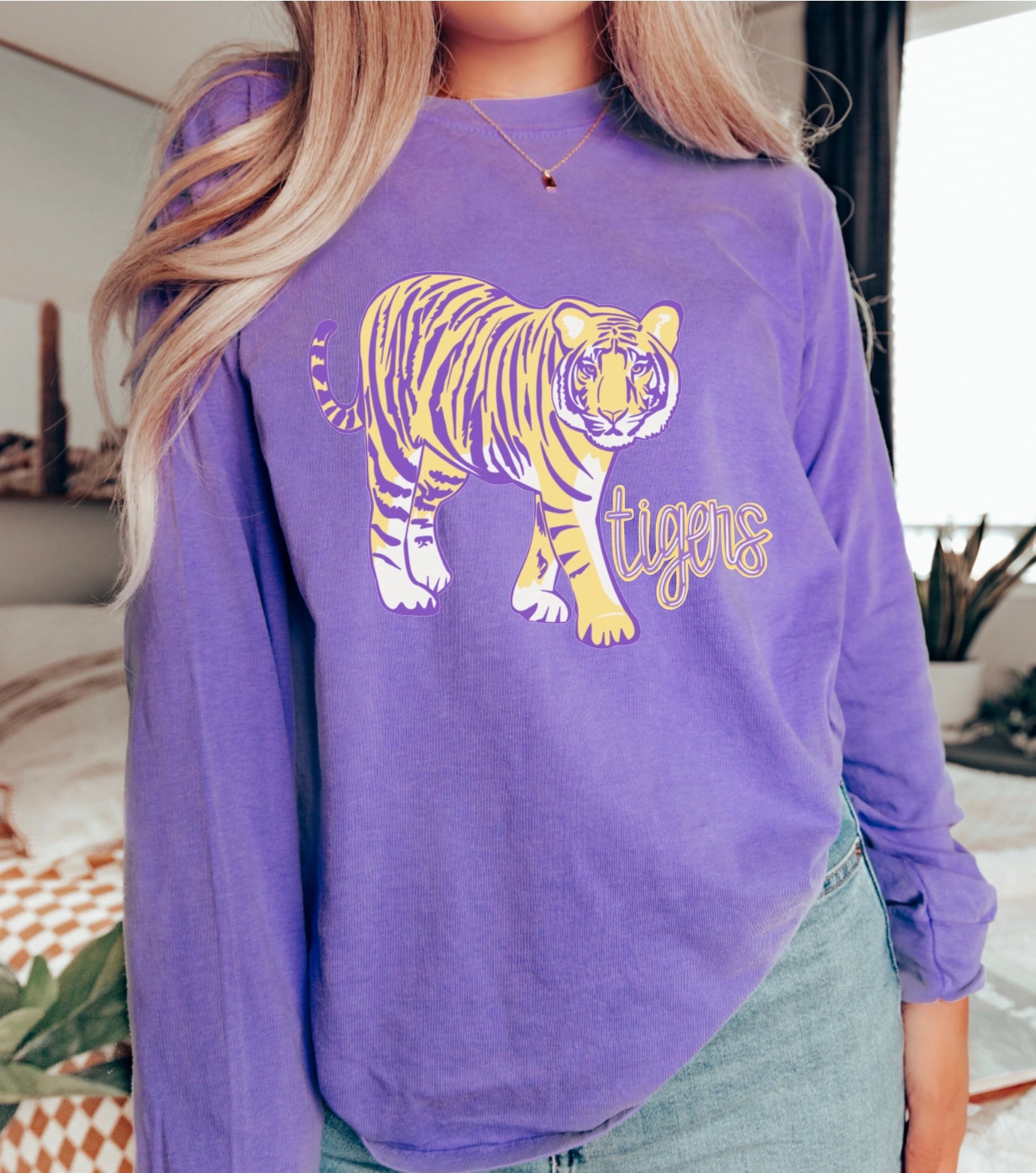 LSU Tigers Mascot Long Sleeve T-Shirt Football