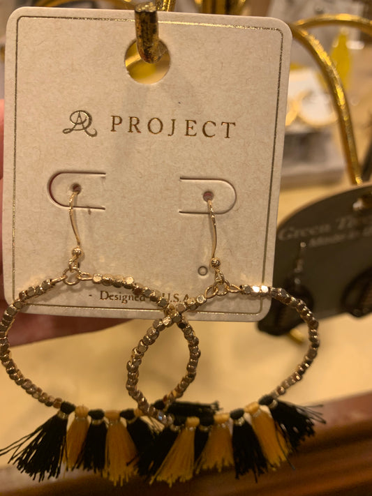 Earrings Black & Gold Tassel Hoop